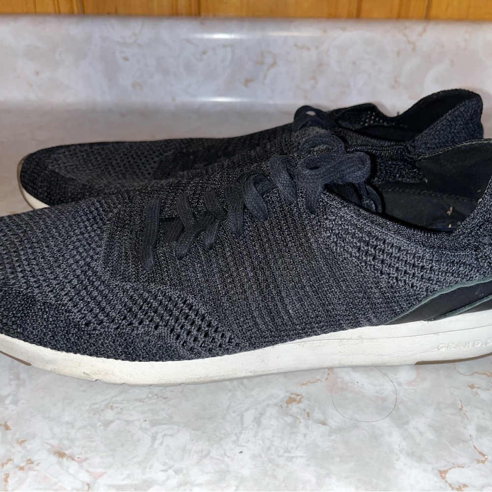 Cole Haan Men’s designer Grandpro Sneakers, Size 13 grayish blue color